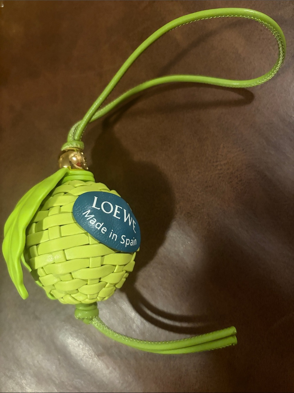 ๐๐ ๐ Loewe Bag Charm ๐โ๐ฉ๐ - Picture 4 of 10
